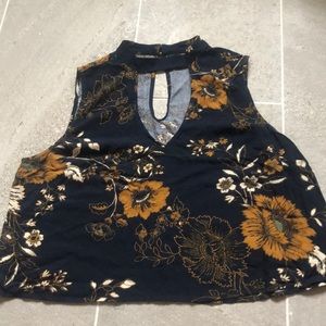 Kendall and Kylie Tank